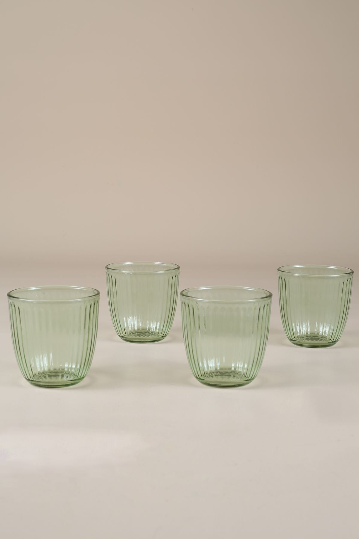 Set čaša (4 komada)
