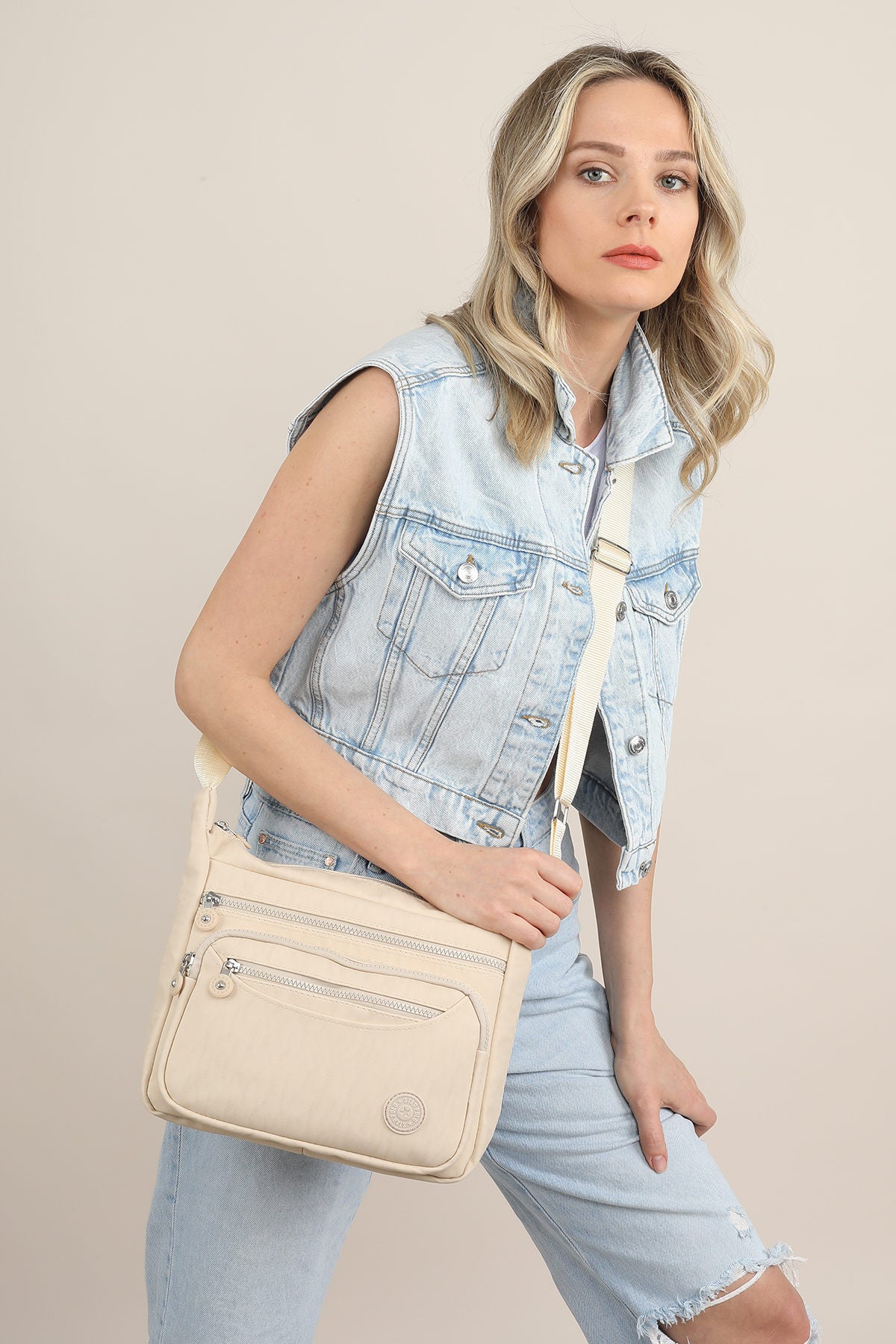 5a9fd29b2cc0bad1cae7e8487b116417