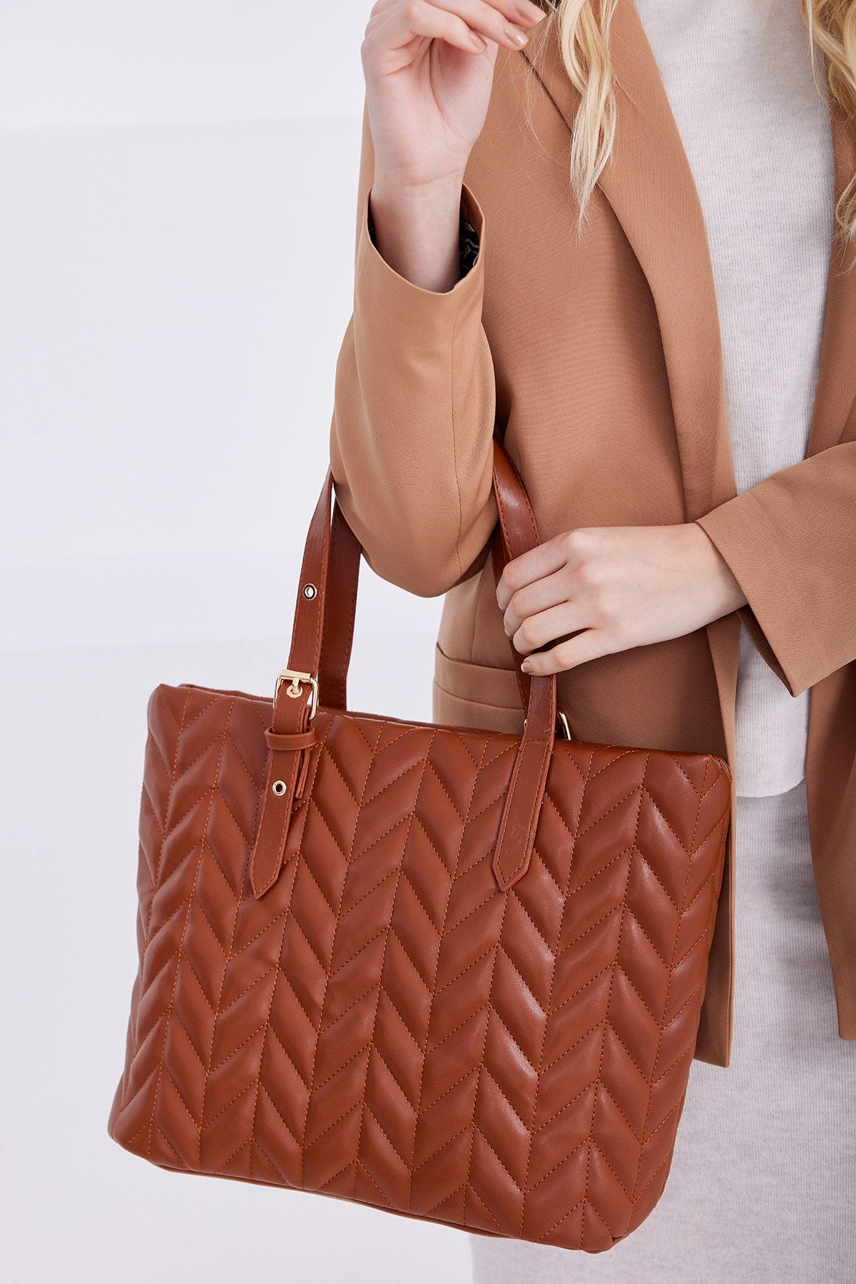 0a705c26336ecef9247649e7c5b93bb3