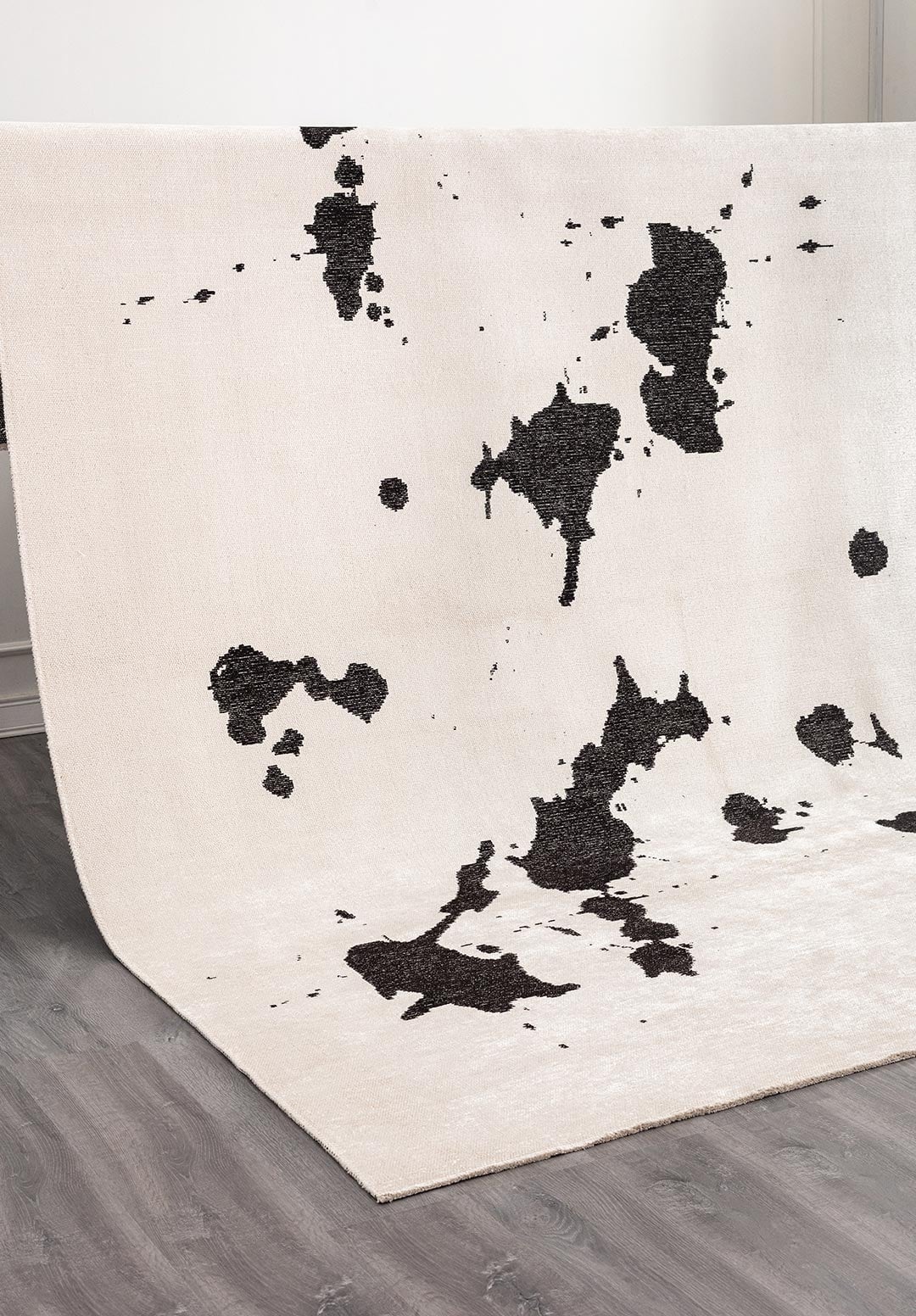 Tepih SPILL BLACK, 240 x 300 cm