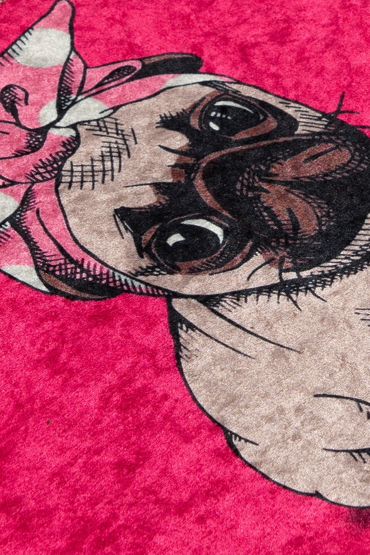 Tepih kupaonski, Pink Pug DJT