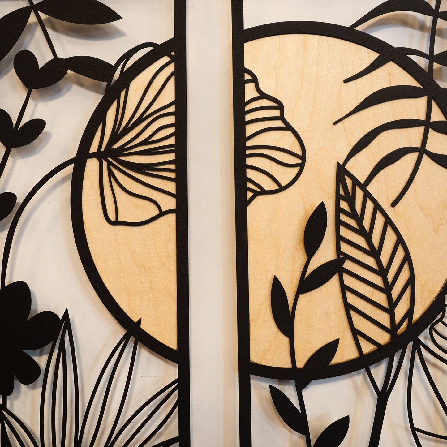 Metalna zidna dekoracija Ginkgo Wood - APT601MS