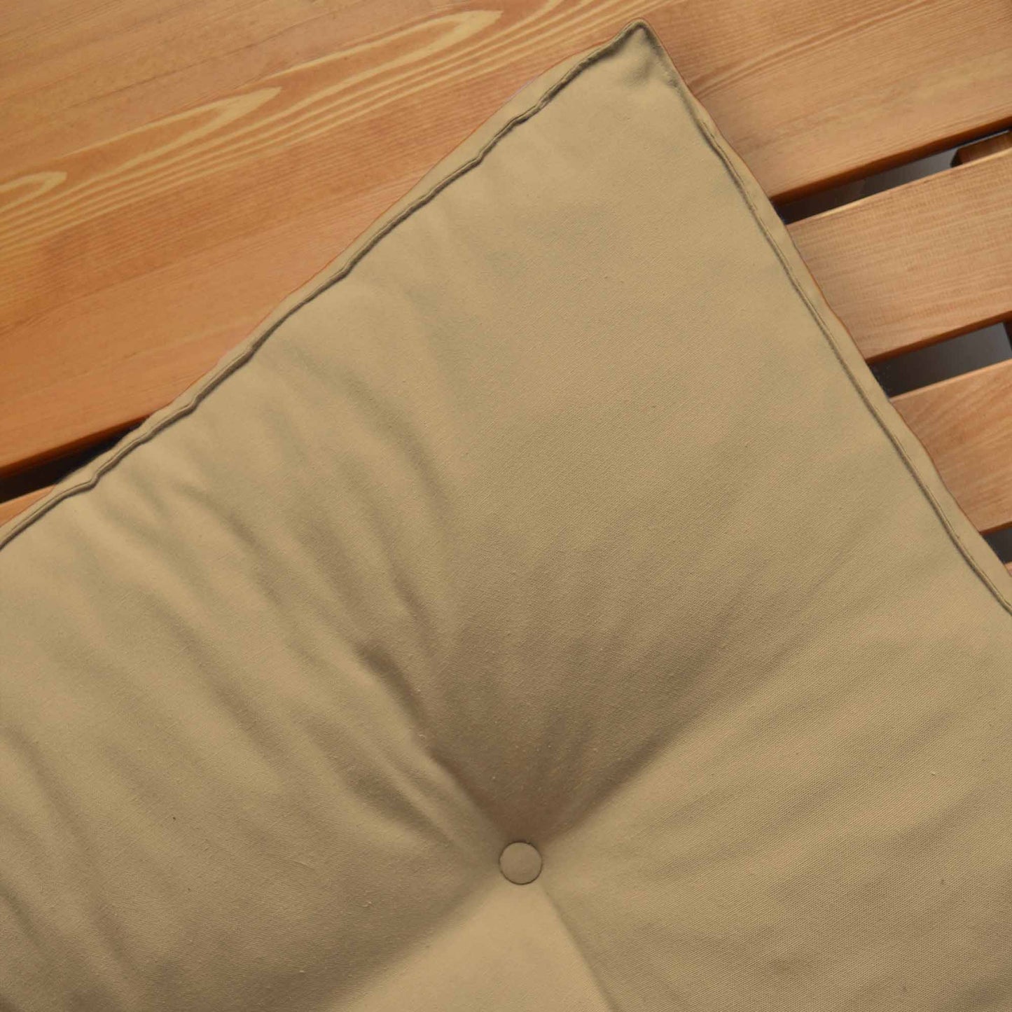 1b5ead2e7724fef0b47ee332f8bd061d