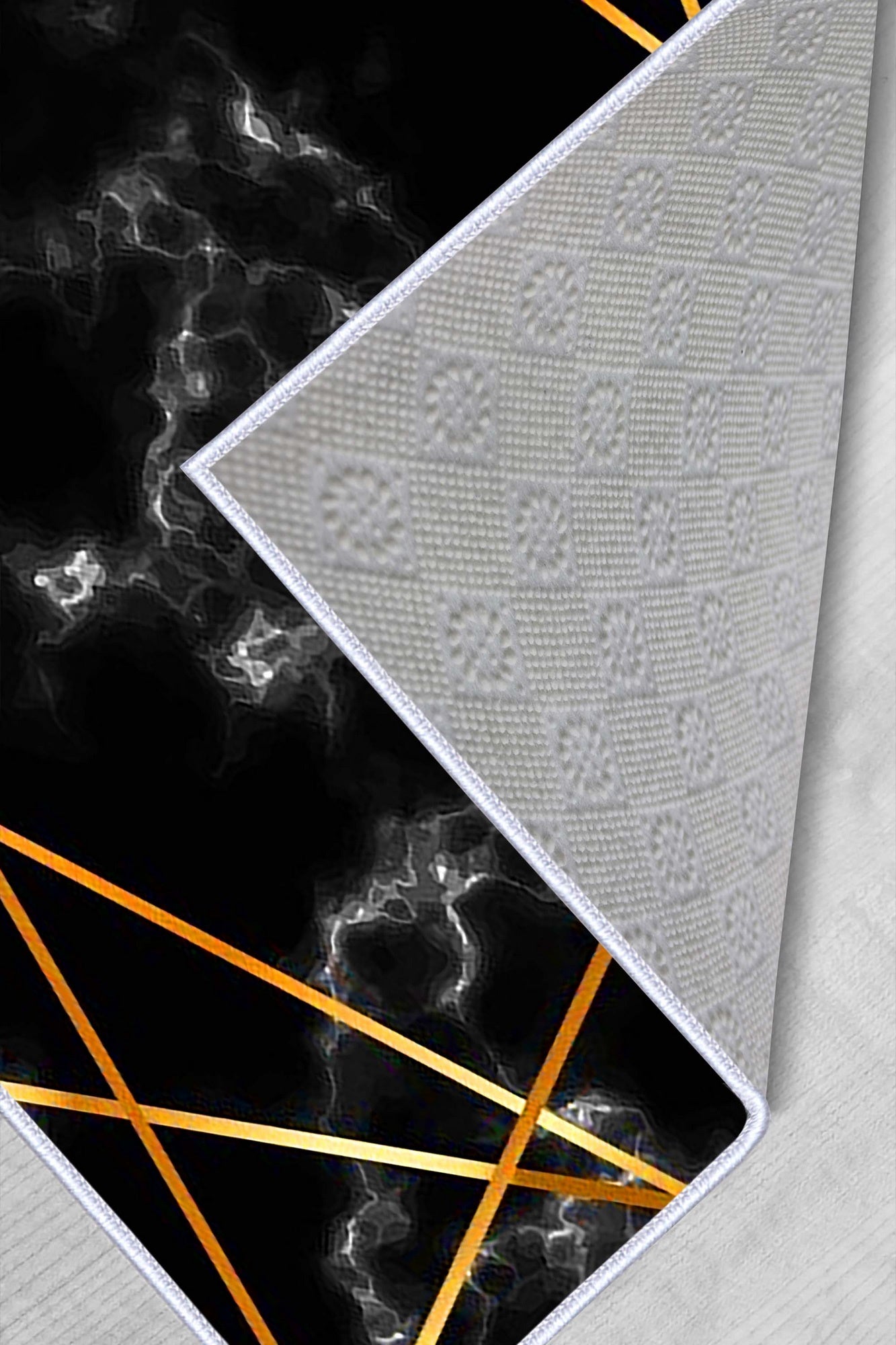 0038cc19fe6c89b439e804e0f6ddffec