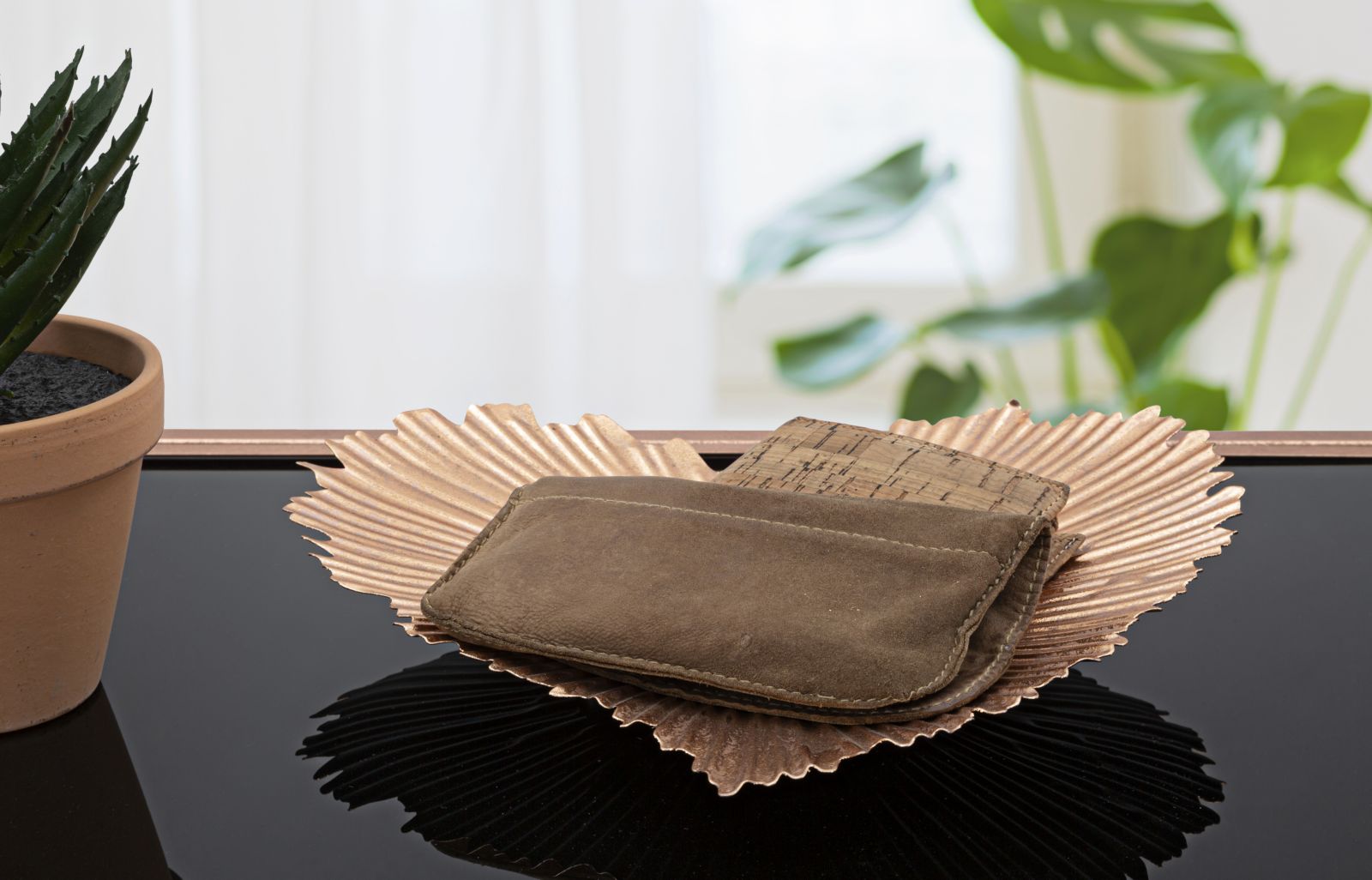 07a9848054f0a2f572f25876ad68169e