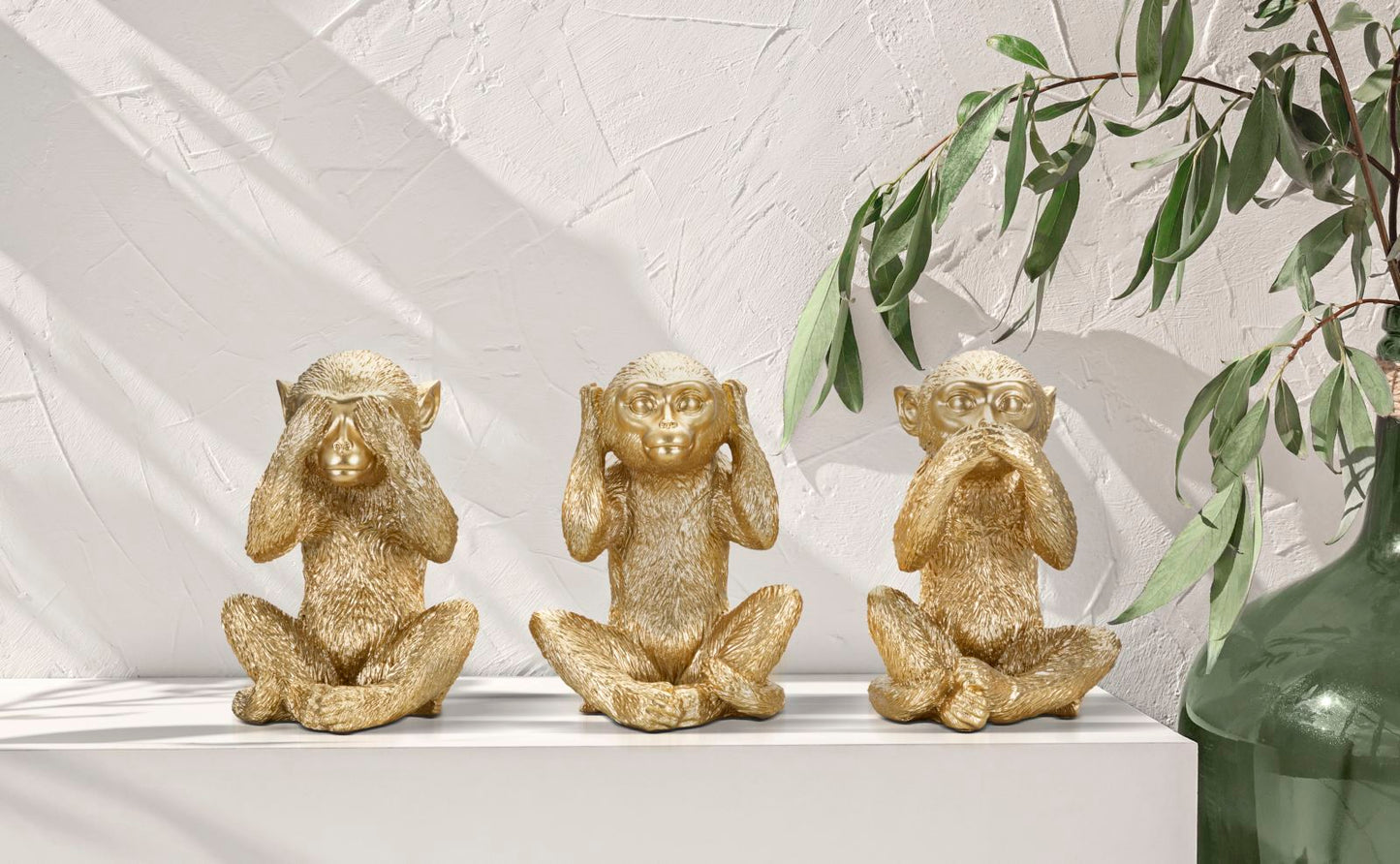 Set od 3 majmuna koji sjede, ne vidim, ne čuju i ne govore 13X14X19.5 cm   cm