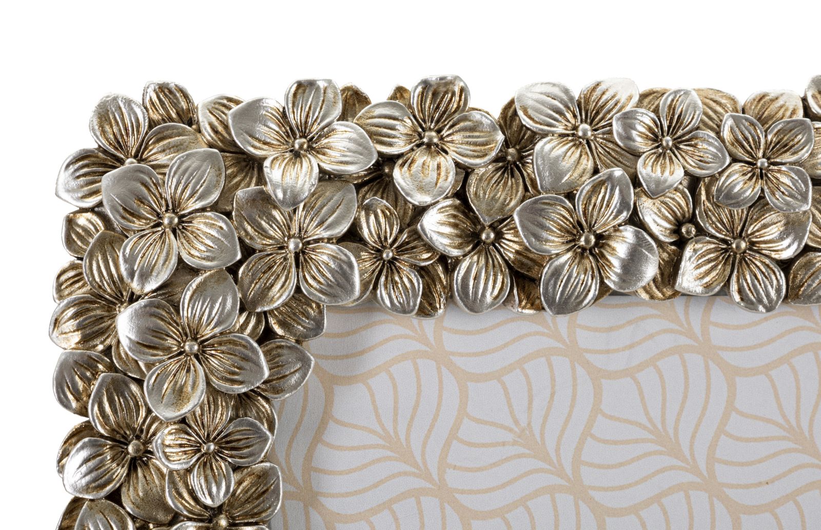 13e0611472ff44c7a9f56cb7bb4b82e3