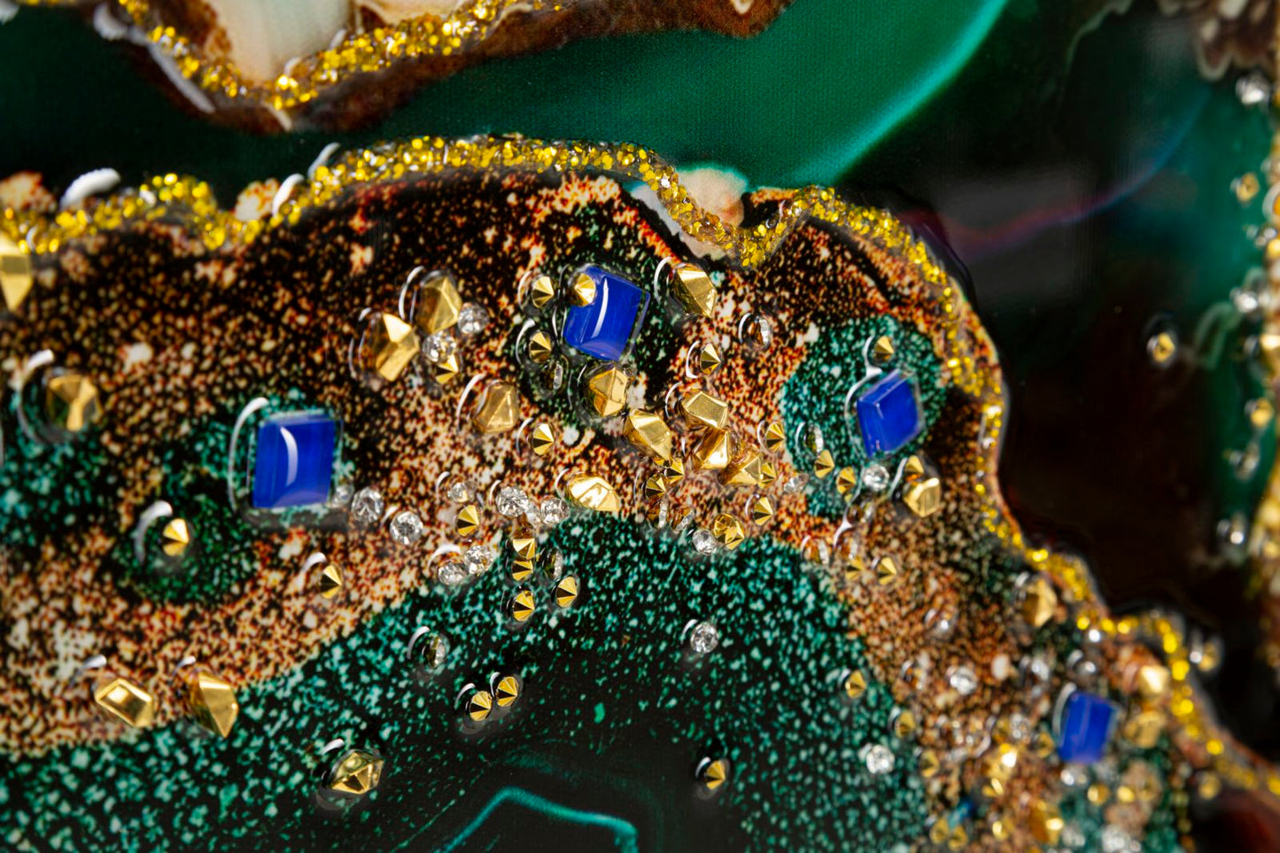 ca0a3e57c3a4ccb08c26c76f843171b5