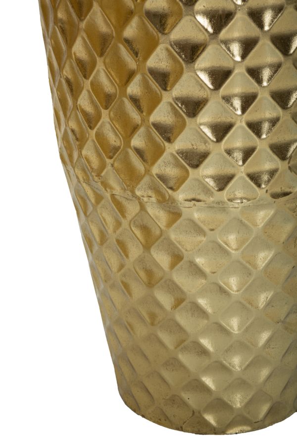 25c827b2d8a554949f005a2f04021913