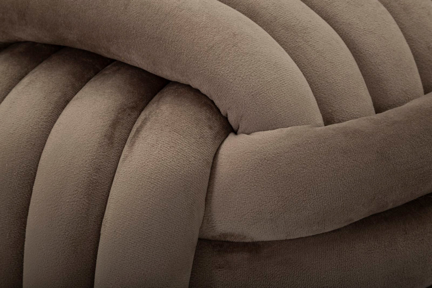 749bf9a55addaf77b571e01d407ab996