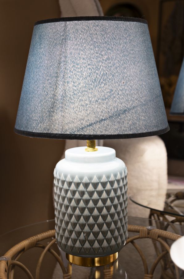 aee80e3845c512c7f40b04ed526ad5c7