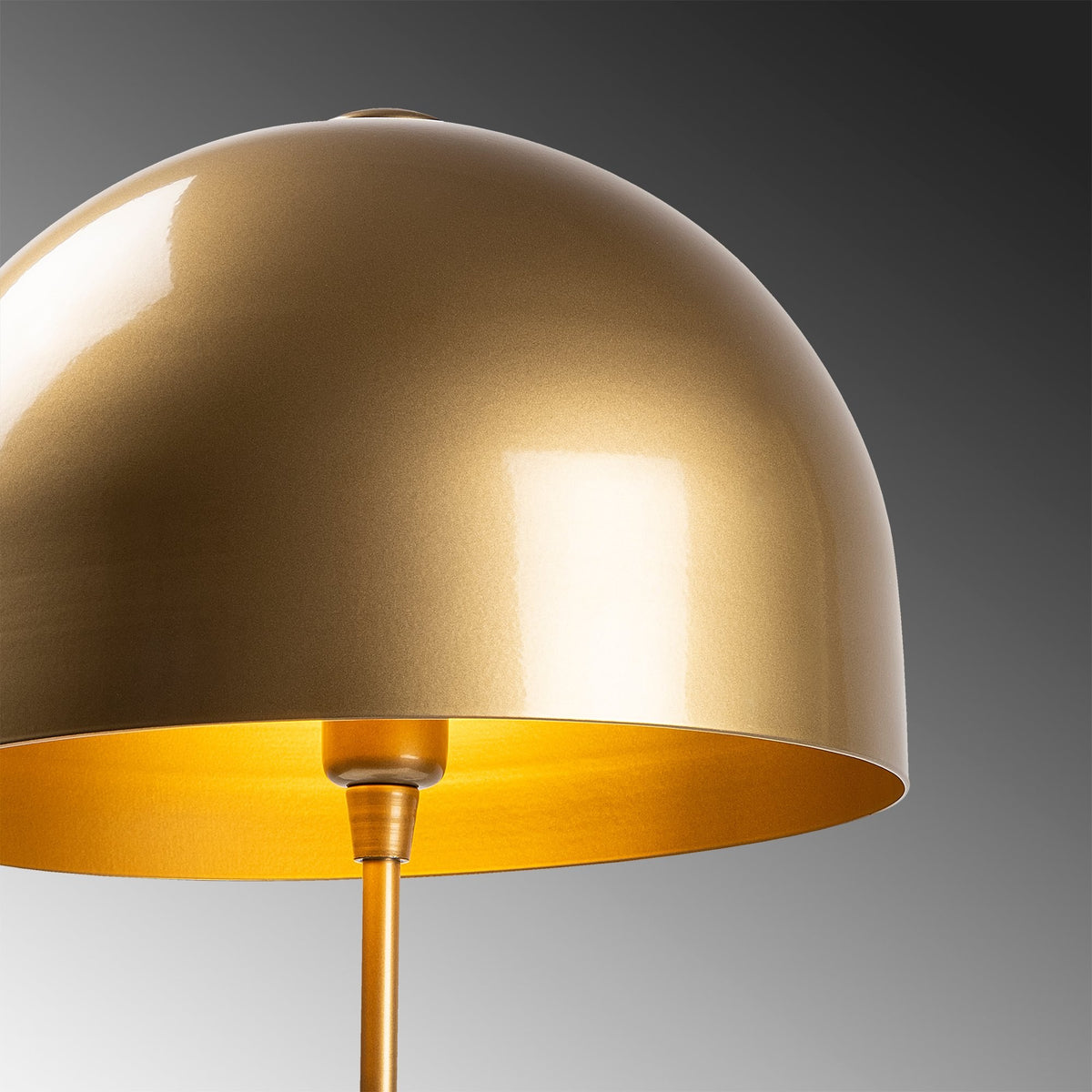 Stolna lampa
