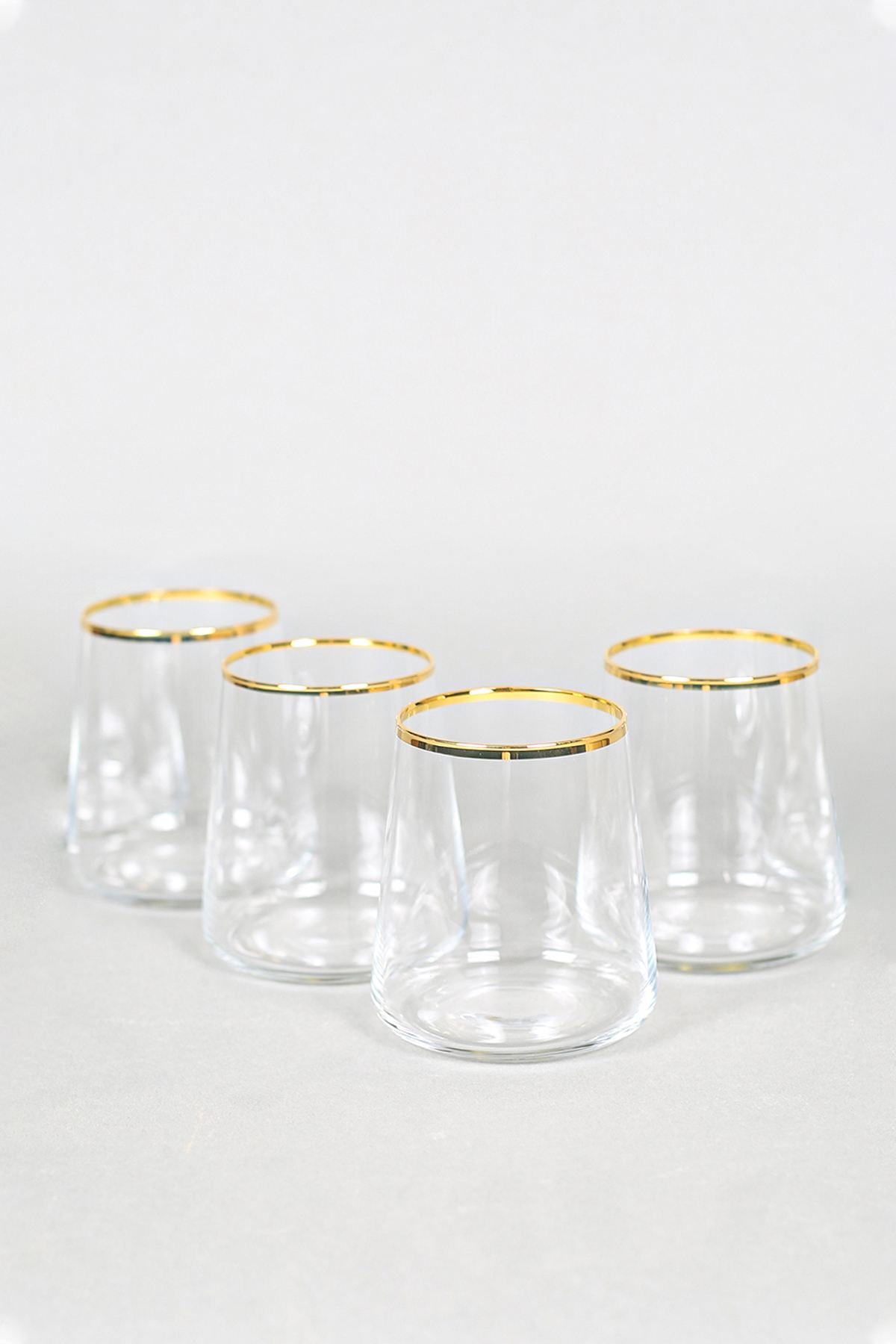 Set čaša (4 komada)