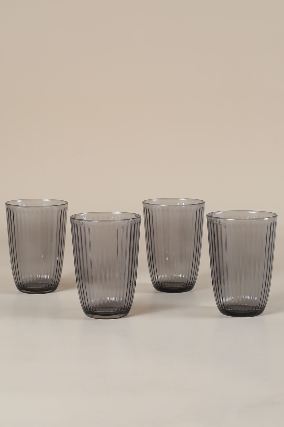 Set čaša (4 komada)
