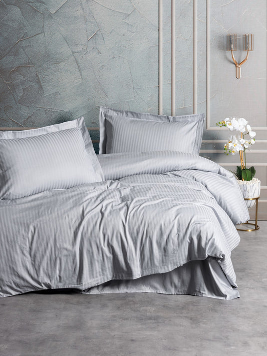 Komplet satenskih navlaka King (FR) Stripe