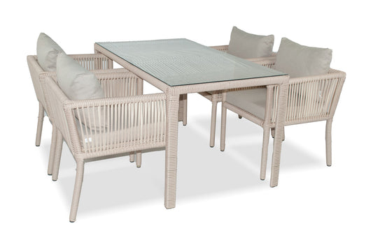 c7e03f976c546bbf8d95047fc35a731c