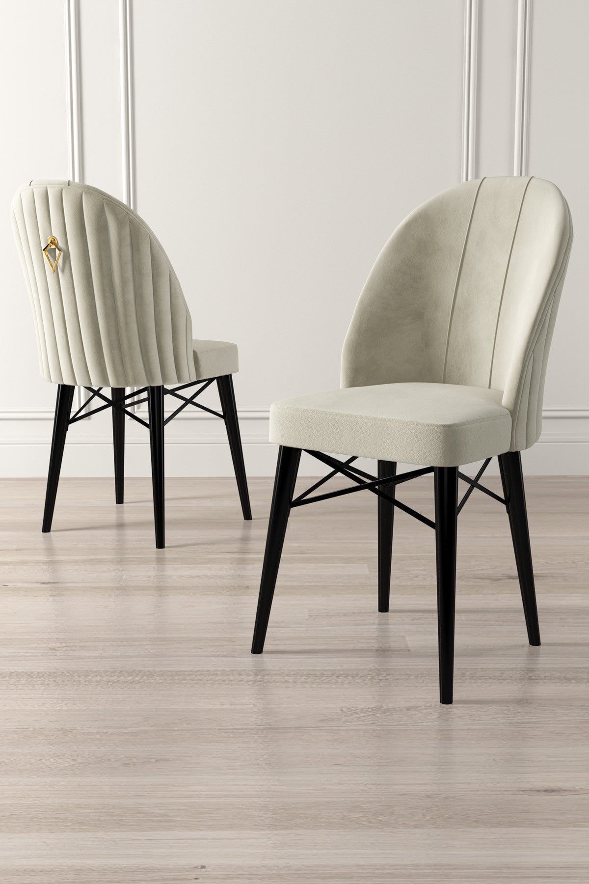 Set stolica (4 komada)