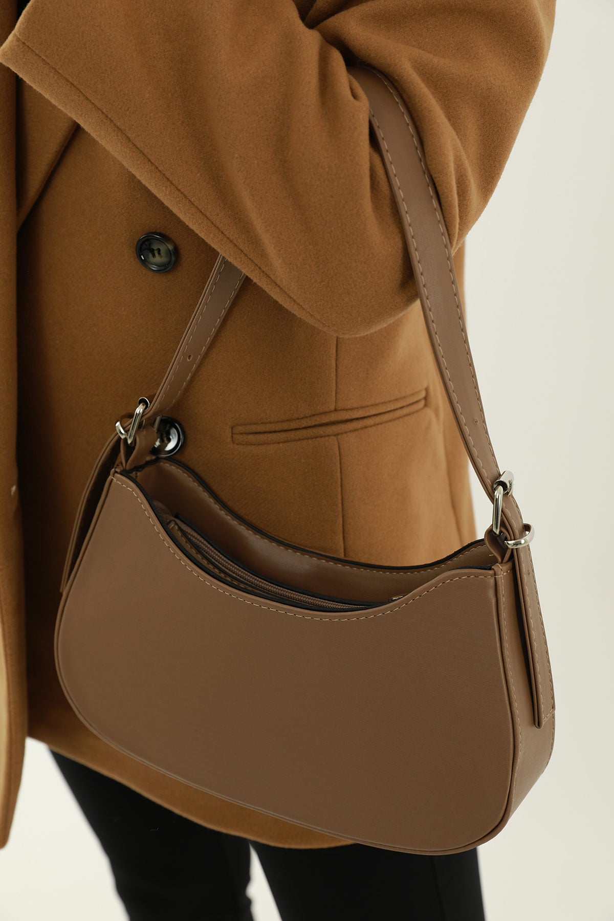 63e420a7383baefb68c78491f249650e