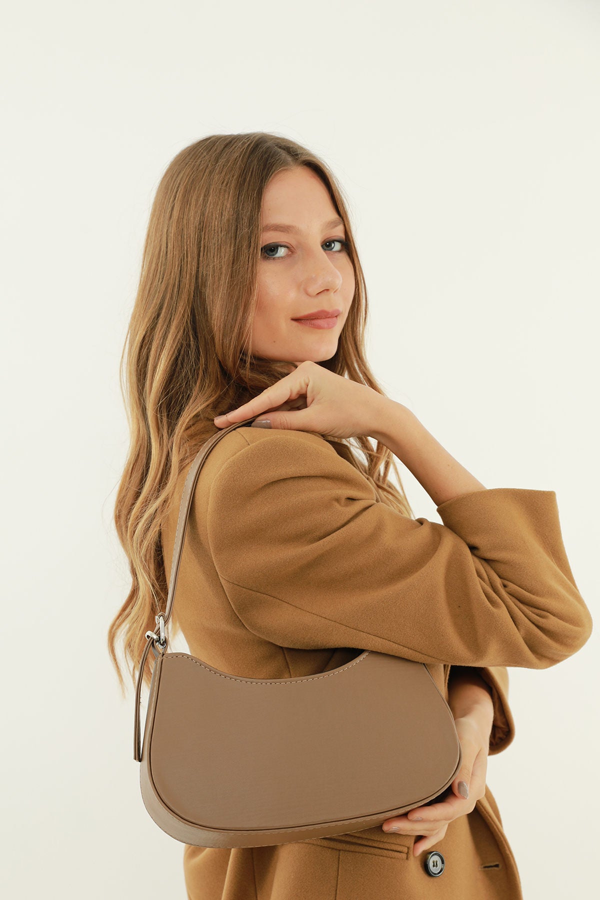 c4f85b21f90b0e889bcec7922d99c72b