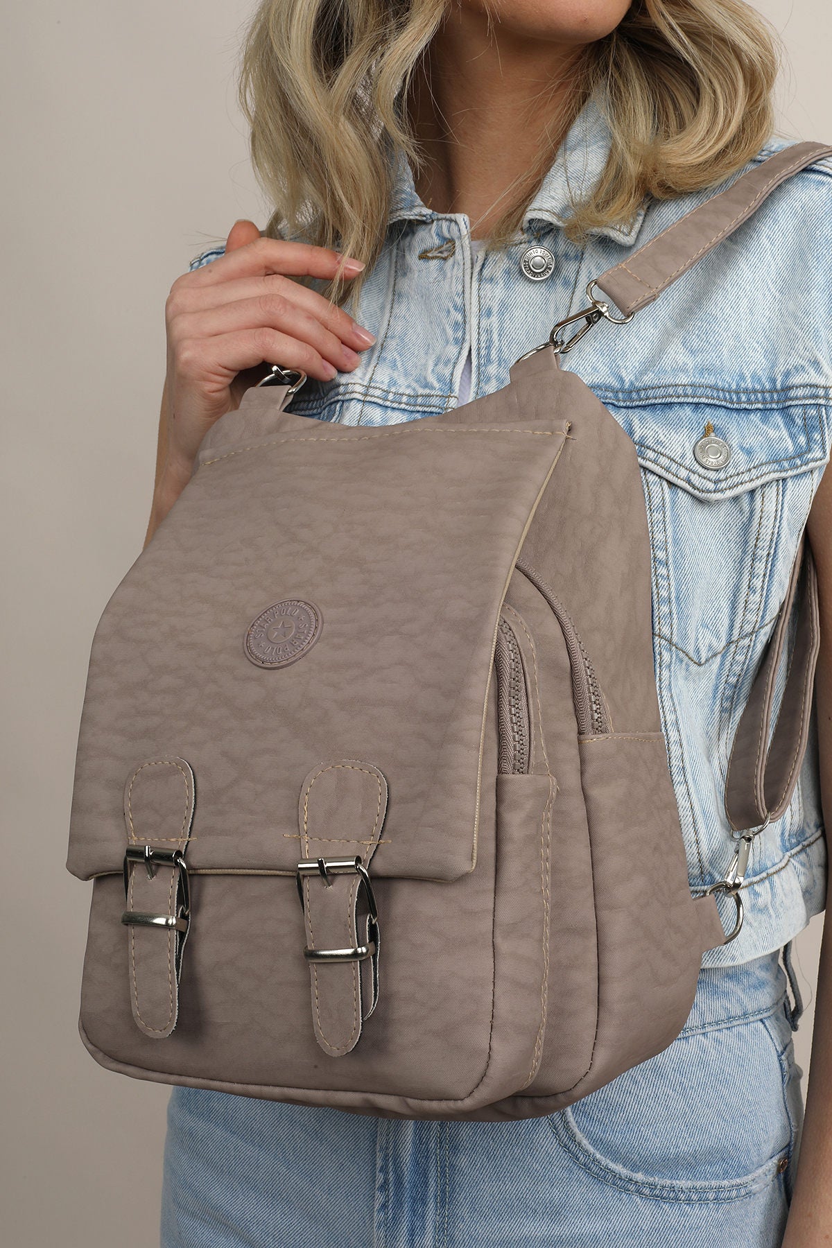 e36ec8ecc7894b36a91055e3abf001d7