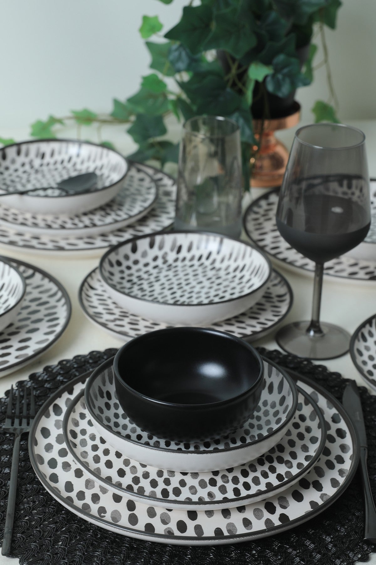 Keramički set (24 komada) RILEY