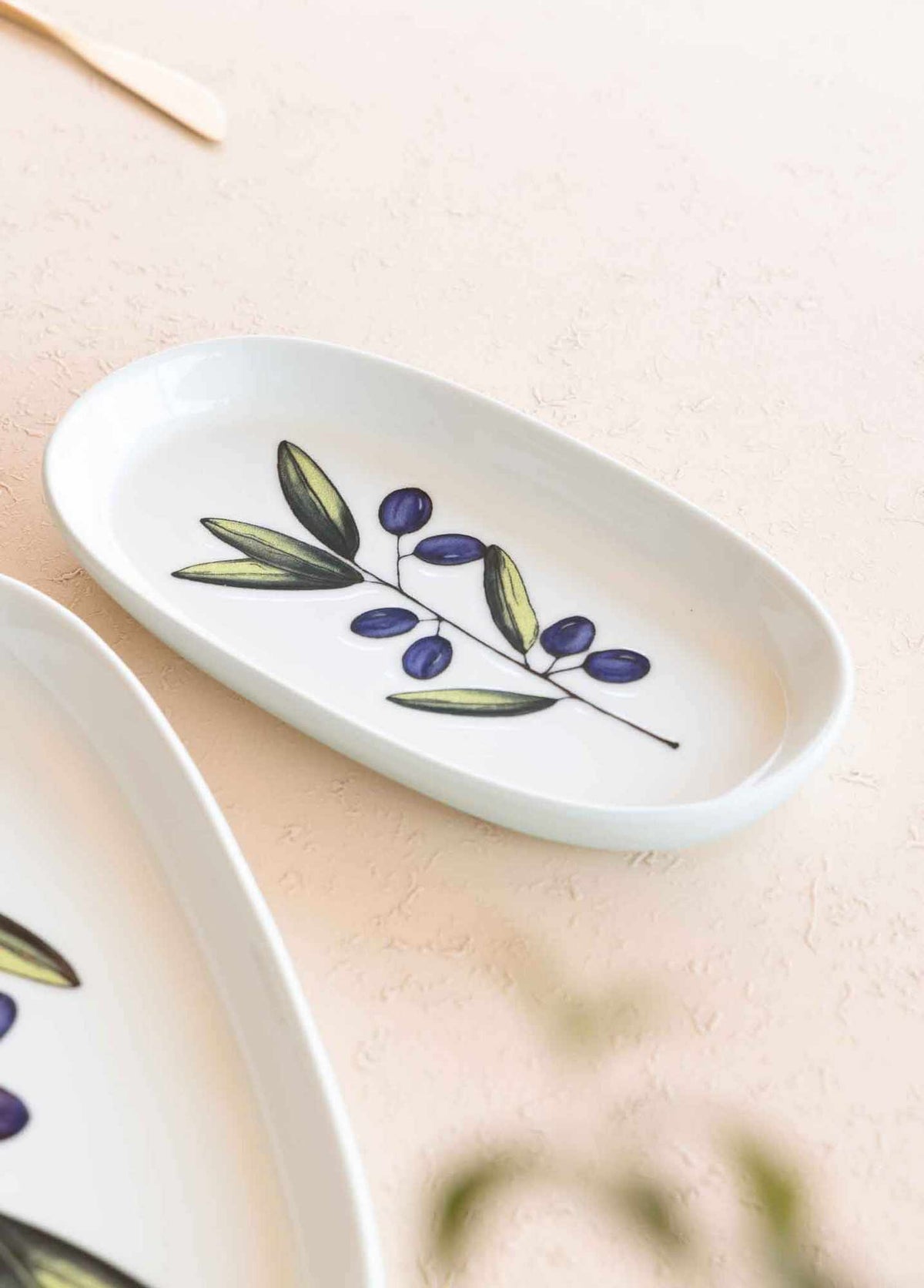 Set tanjura za posluživanje (2 komada)