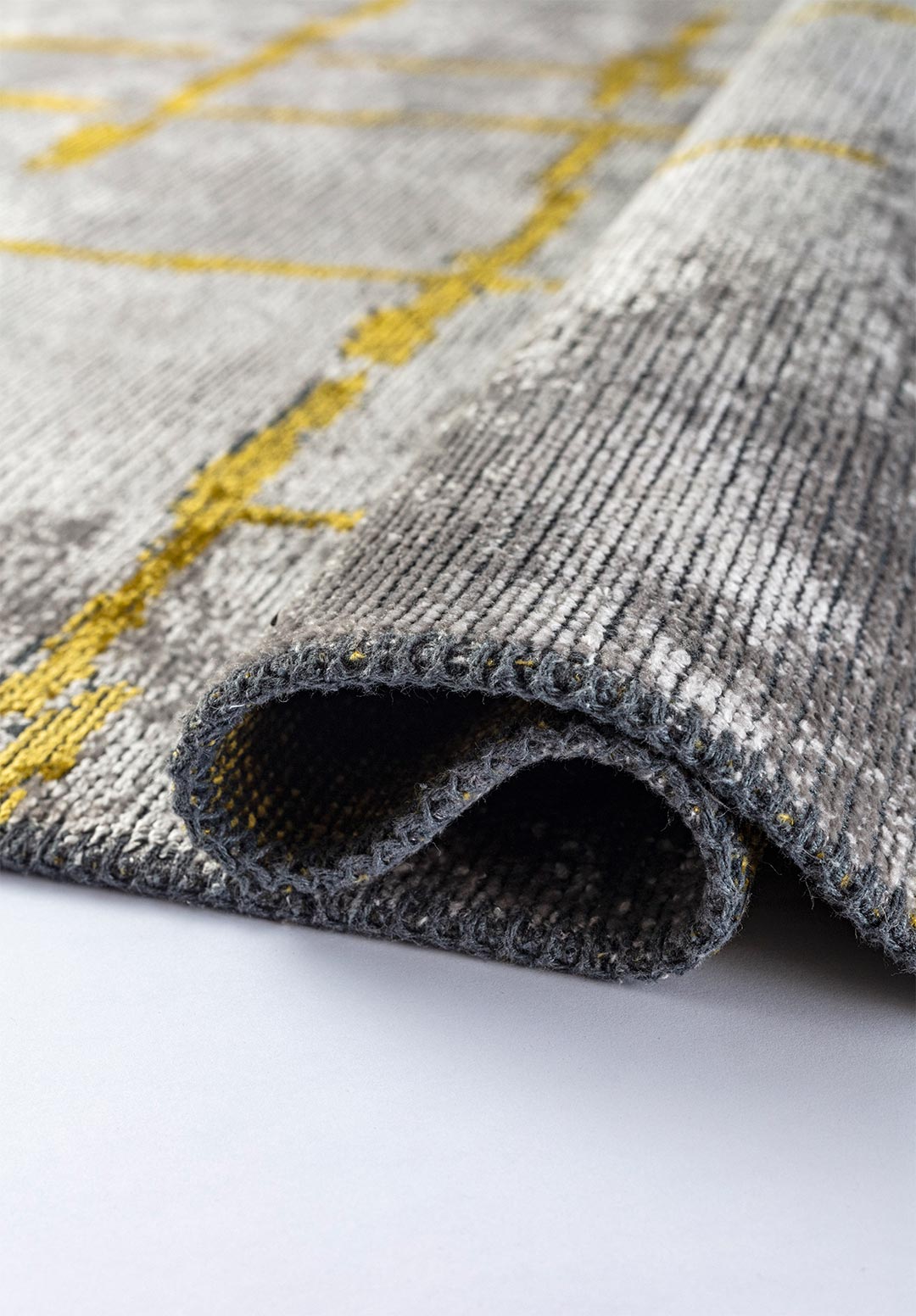 ceb376b4077045beece5b3e085e04a81