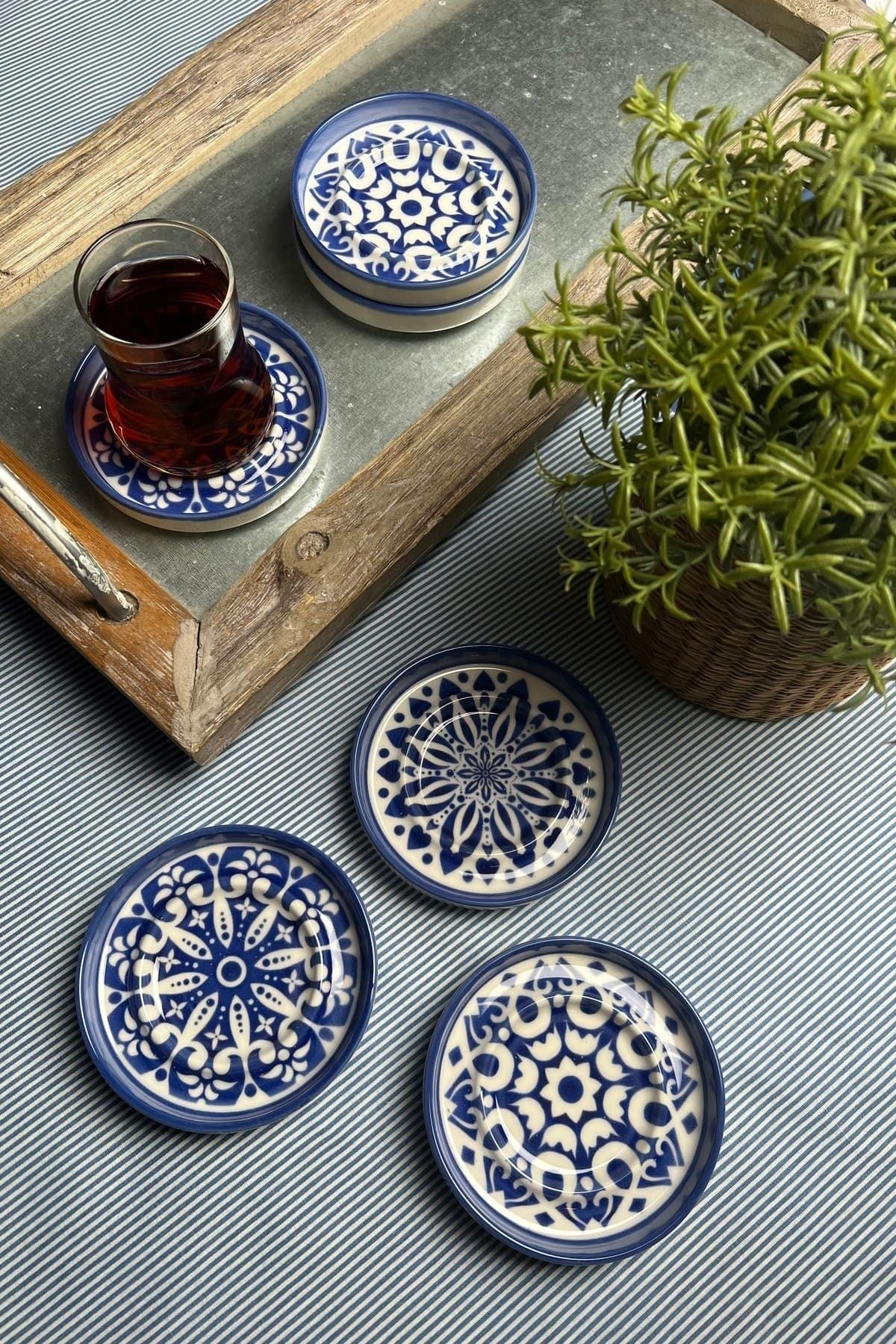 Set tanjurića (6 komada)