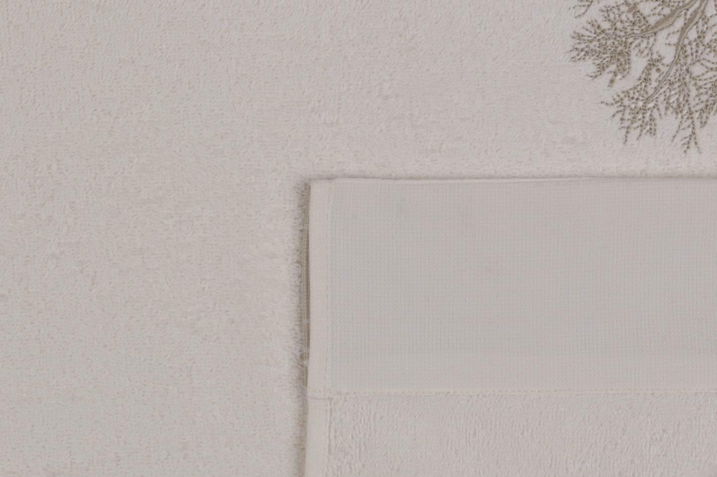 ea9bee43a4eacfef229fedd20d9731dd