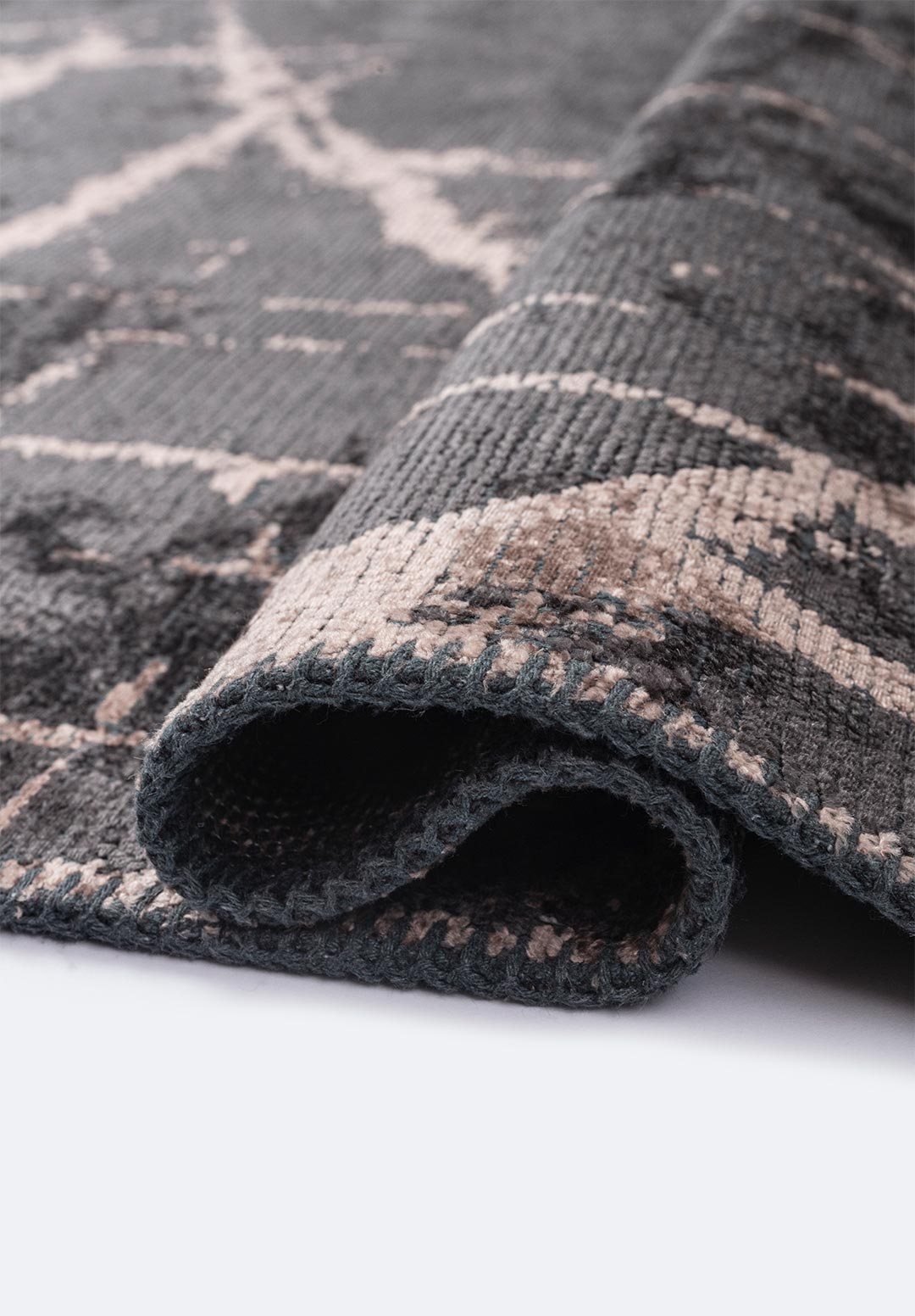 6819fda8935ecd4ad6473f443ff94994