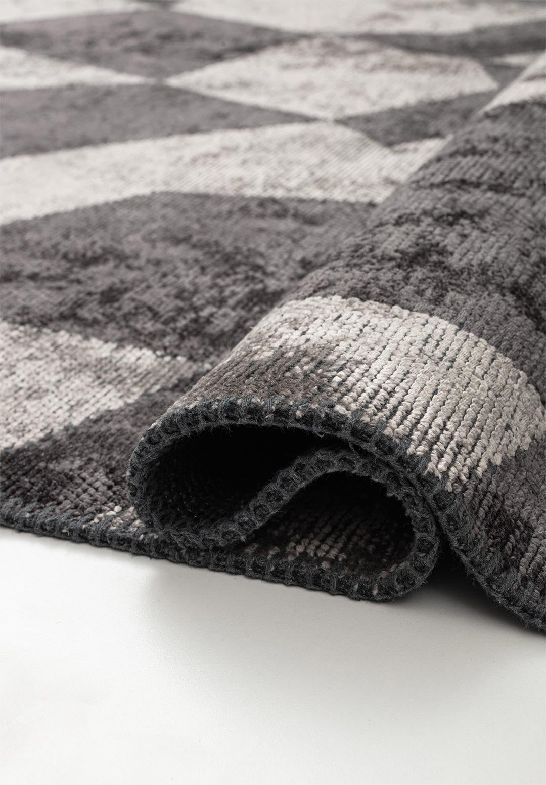 Tepih FLAG CHARCOAL, 240 x 340 cm