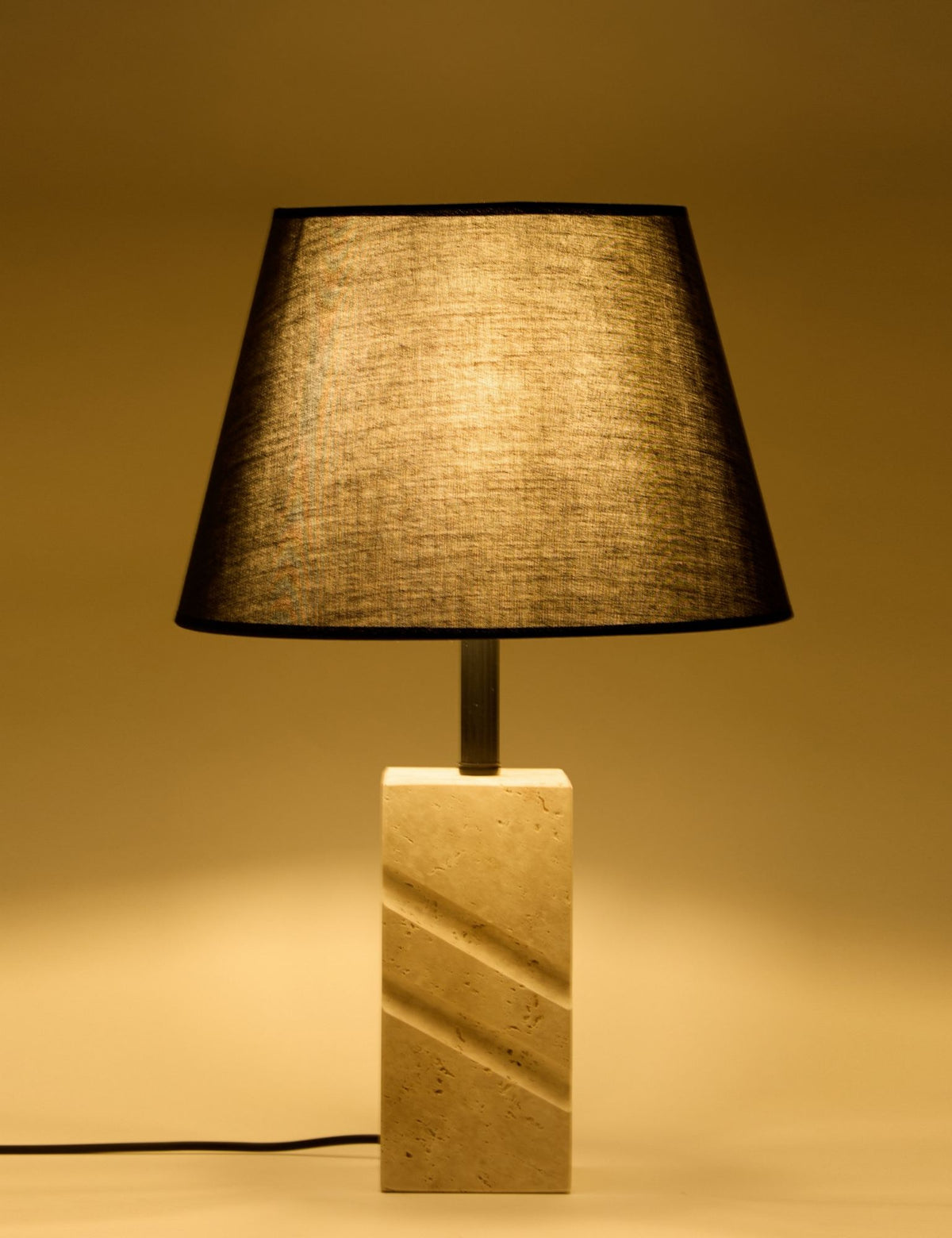 Stolna lampa