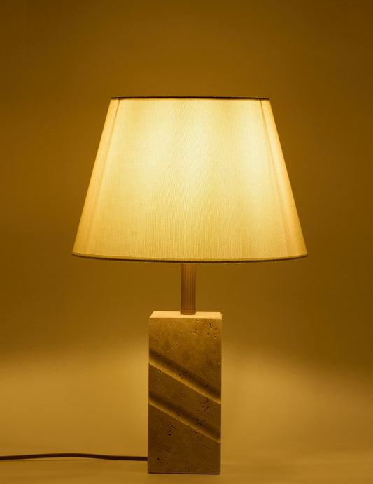 Stolna lampa
