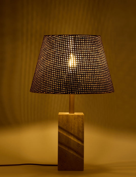 Stolna lampa
