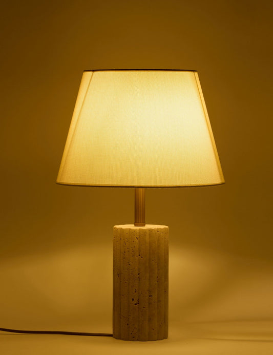 Stolna lampa