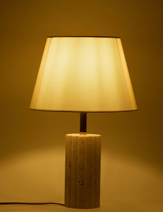 Stolna lampa