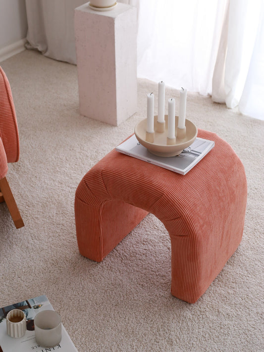 Tabure, Nu - Coral