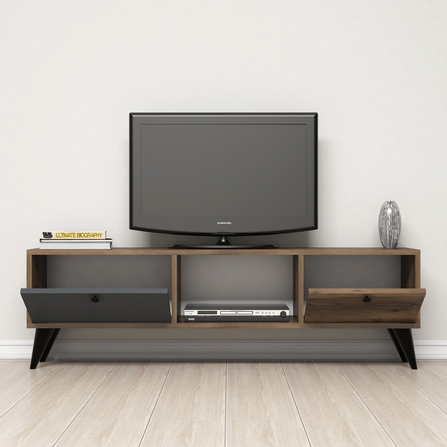 9b312143941df8e3e1d104d4c0b25682