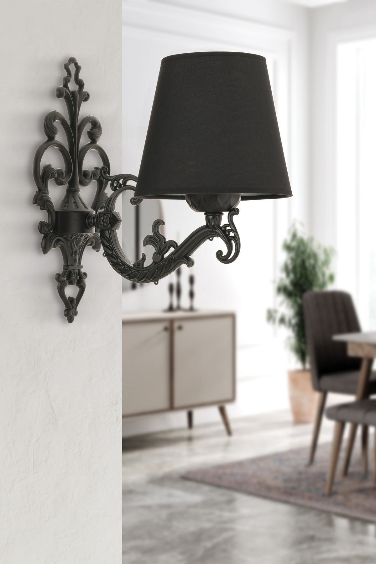 Zidna lampa Claire - crna