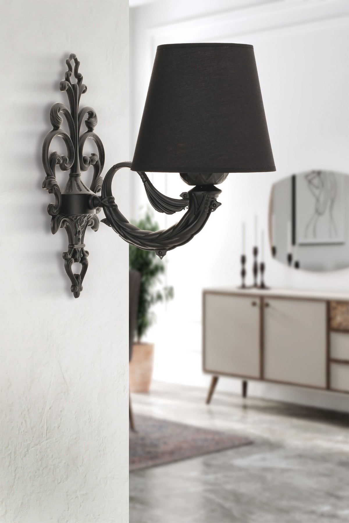 Zidna lampa Lily - crna