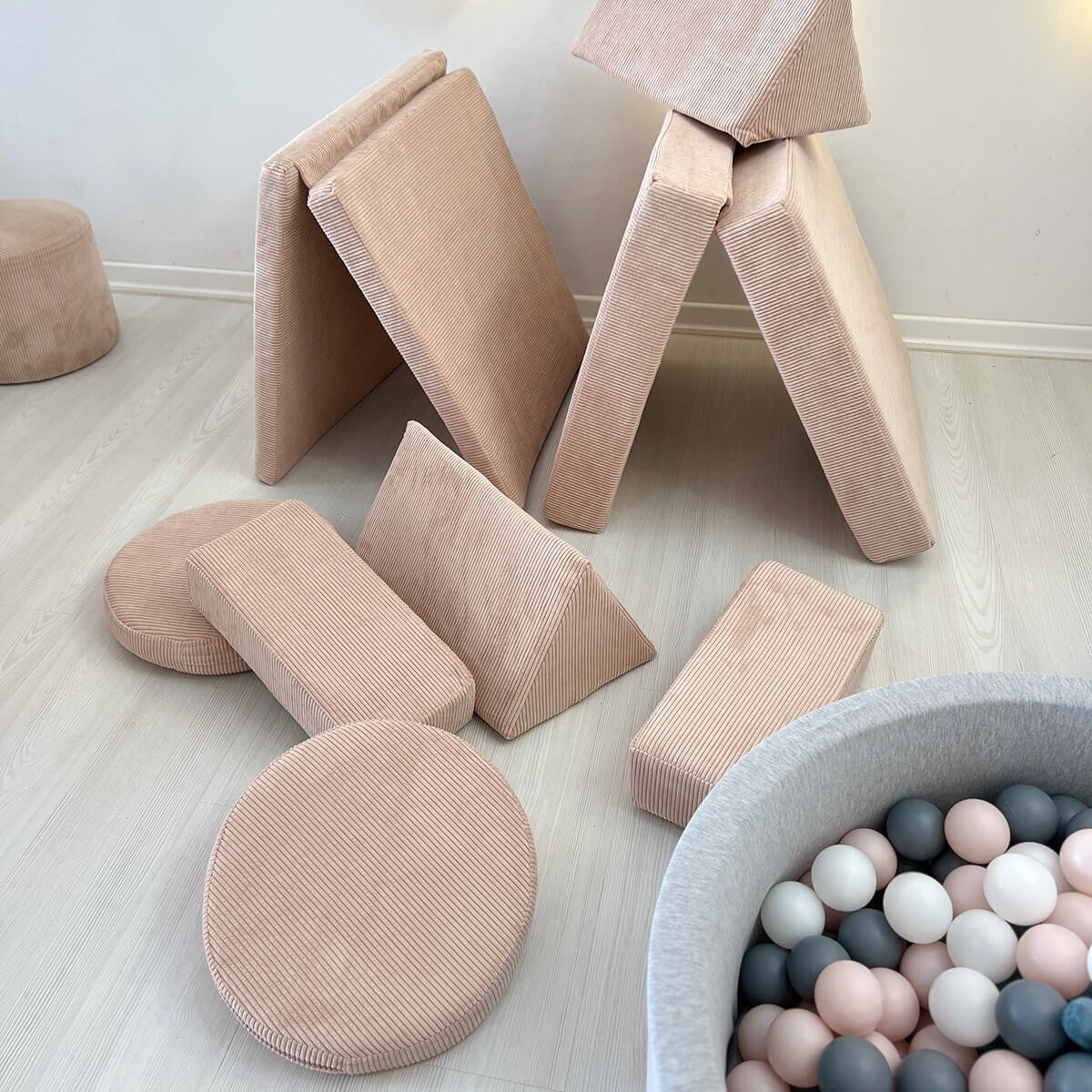 Dvosjed na razvlačenje Puzzle - ružičasta