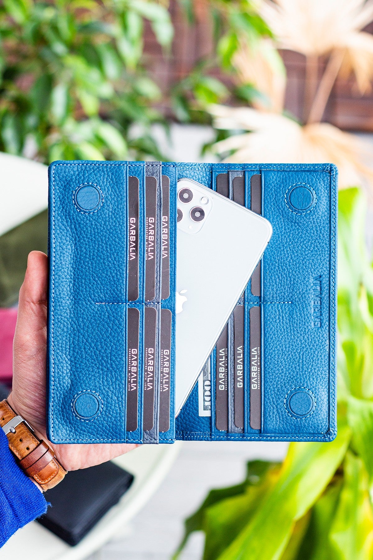 3095b66e2d6648e63a36f34656e4ef7d