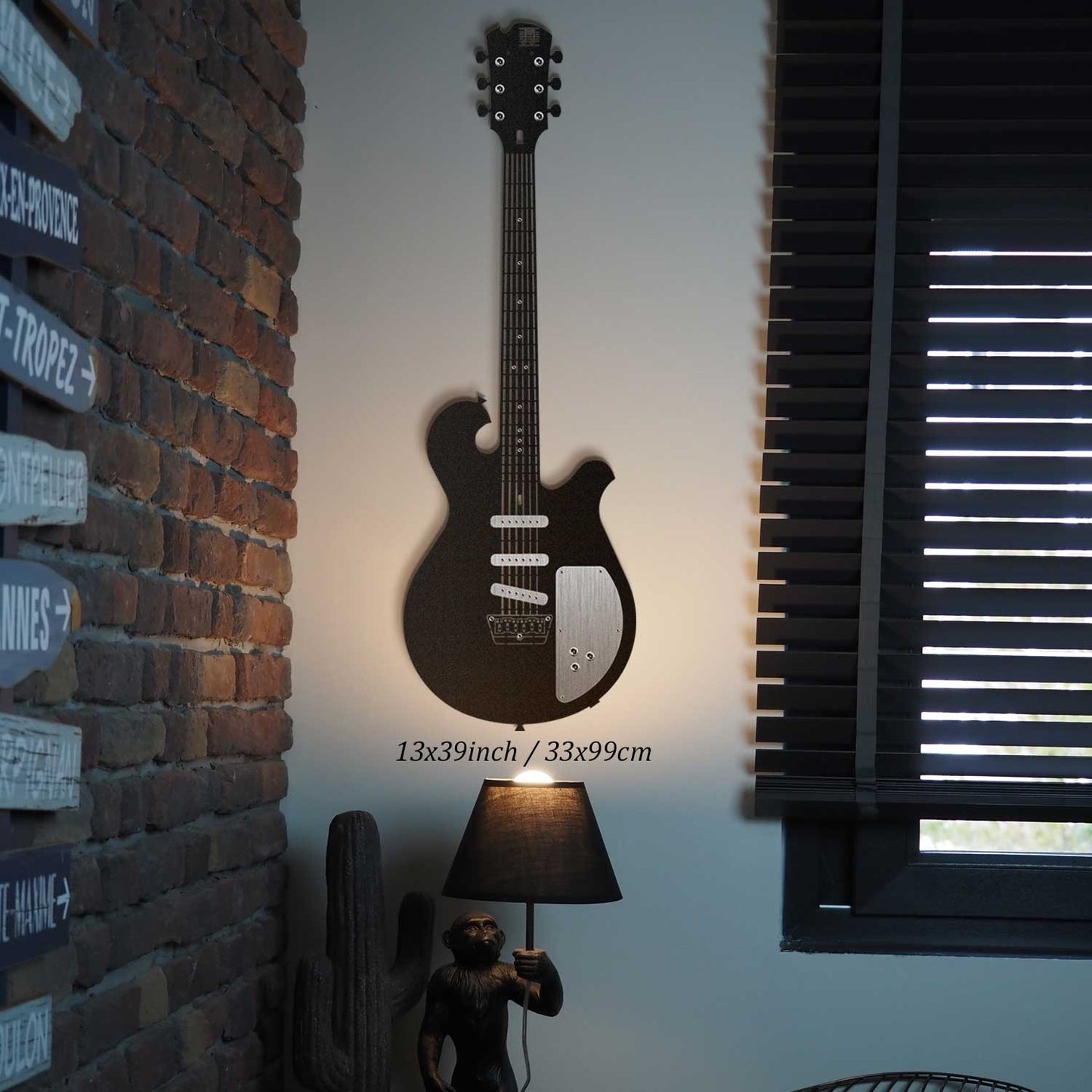 Metalna zidna dekoracija Electric Guitar - APT220LS