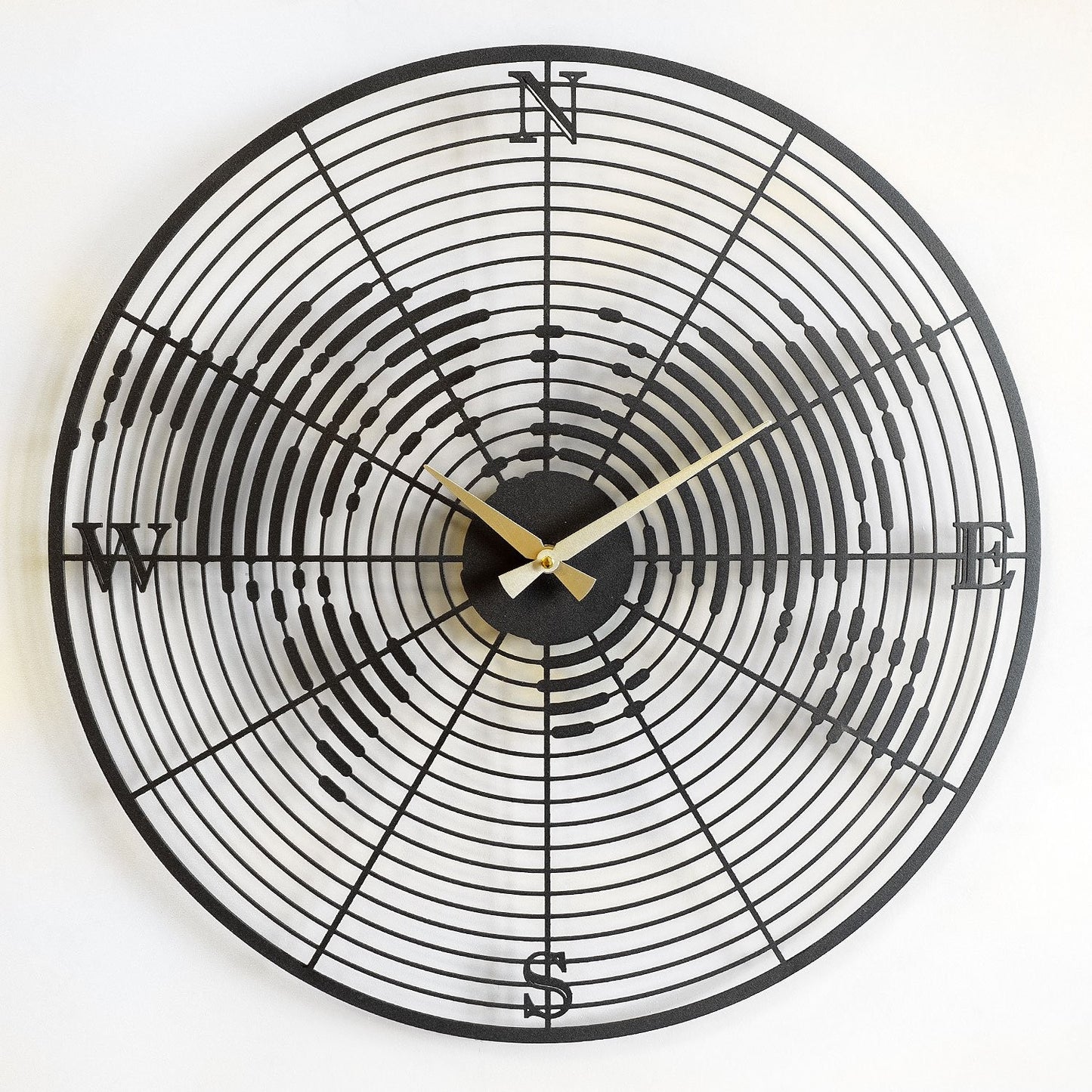 Ukrasni metalni zidni sat Coordinate Metal Wall Clock - APS018