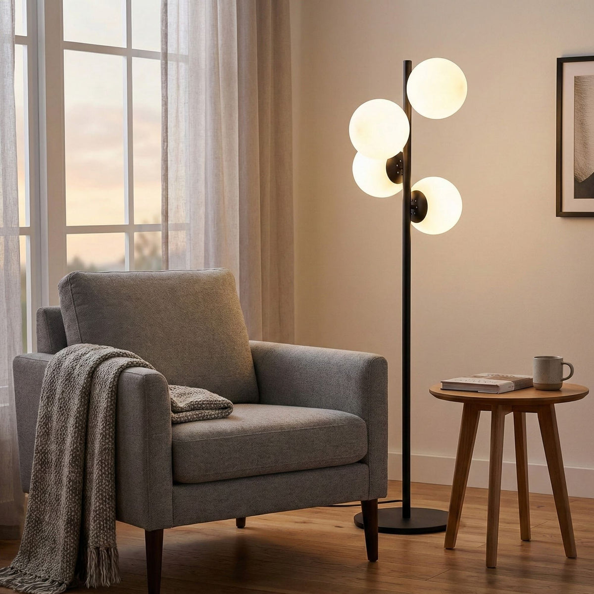 Podna lampa FAZE 115, crna, metal-staklo, 32 x 32 cm, visina 130 cm, promjer kugle 15 cm, duljina kabela 200 cm, 4 x E27 40 W, Faze-NT-115-1