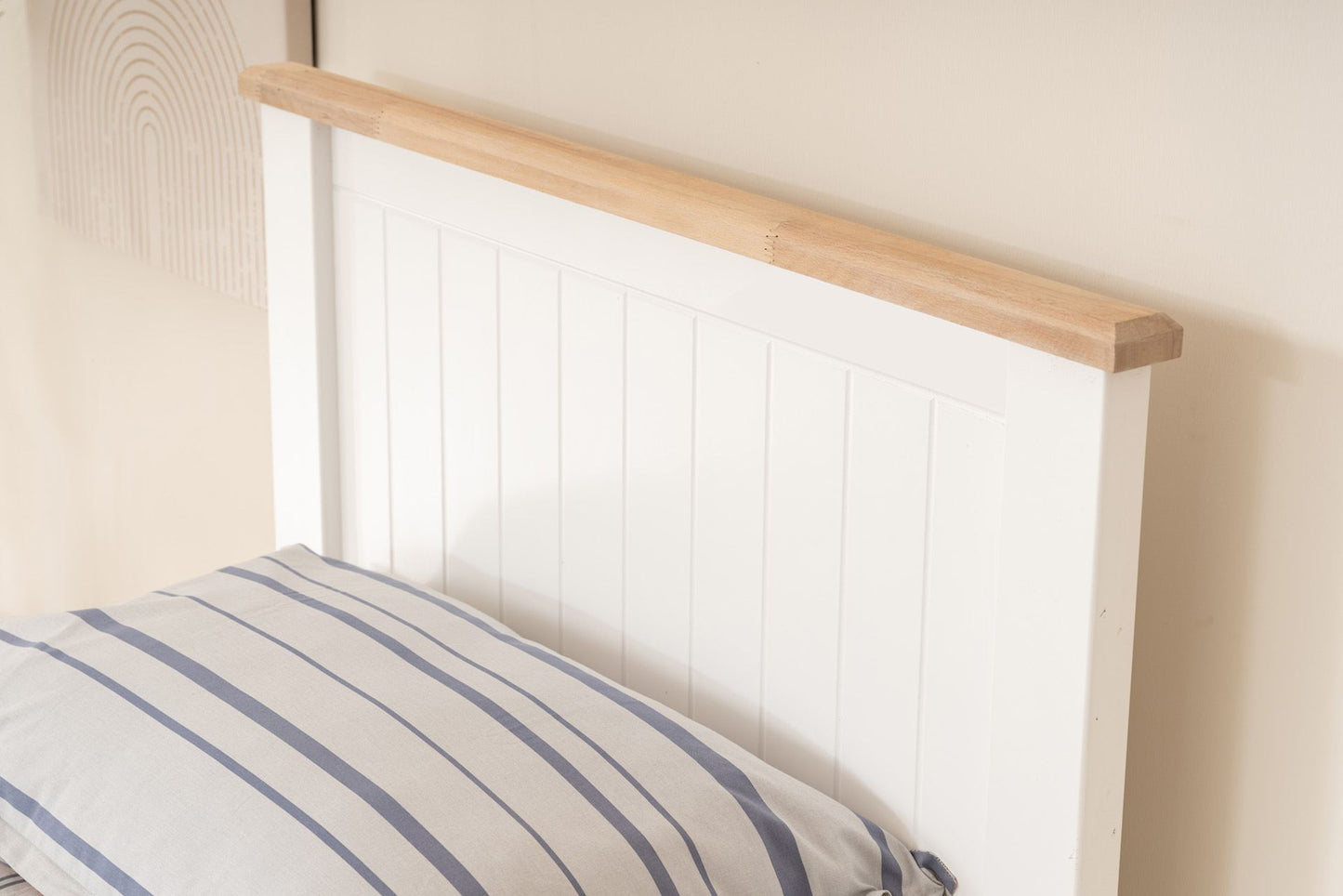 ee917660c55108ed50b64fc720f88733