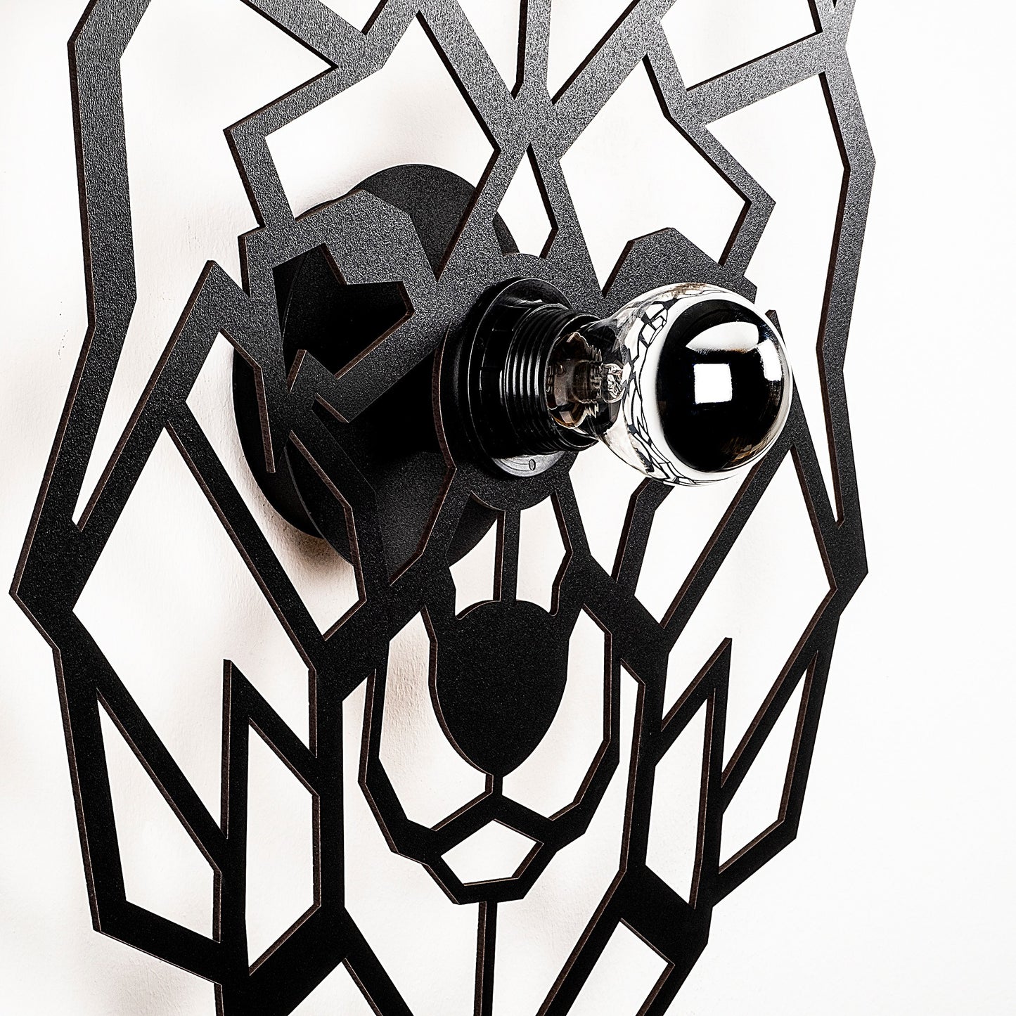 Zidna svjetiljka, W-039