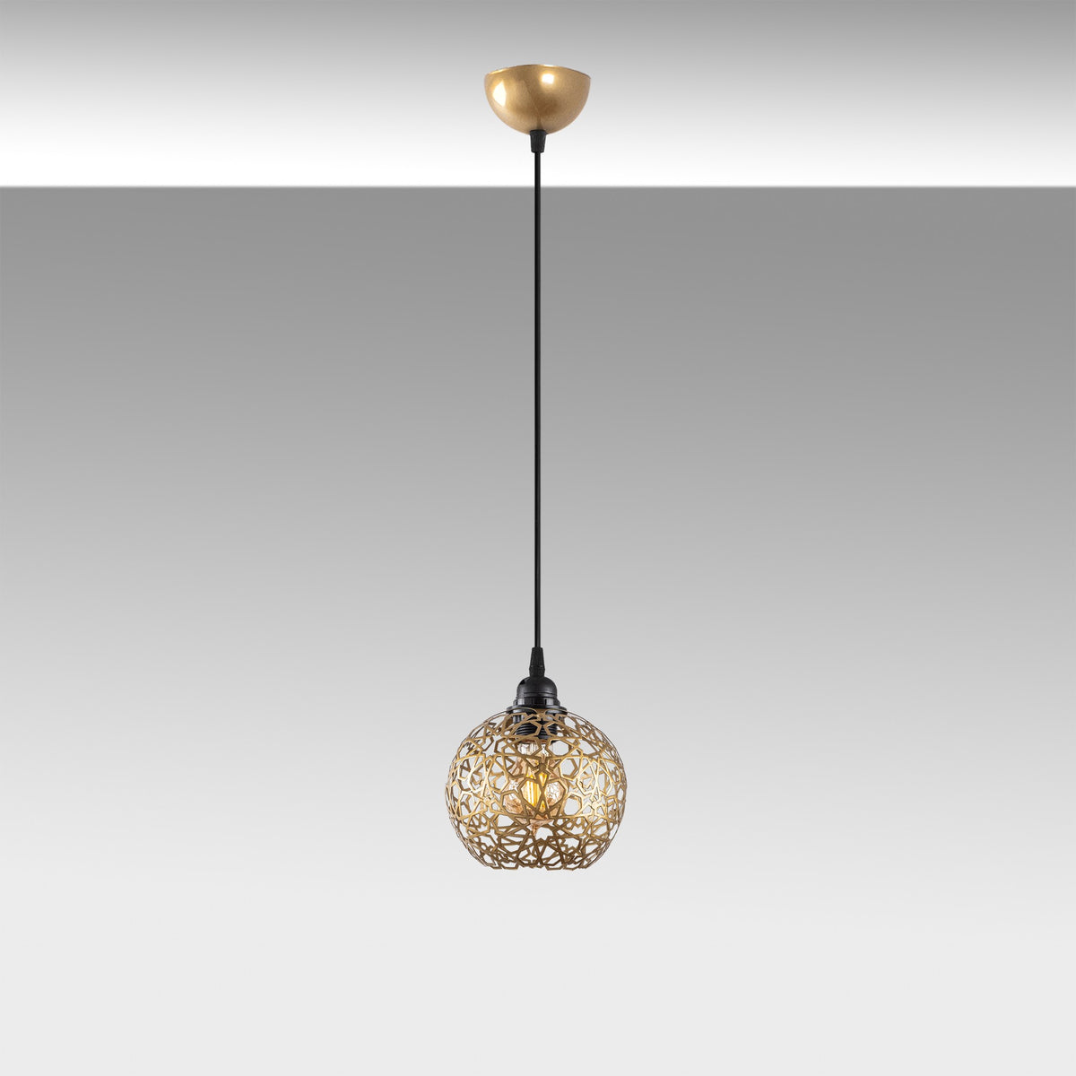 Luster CHARLOTTE