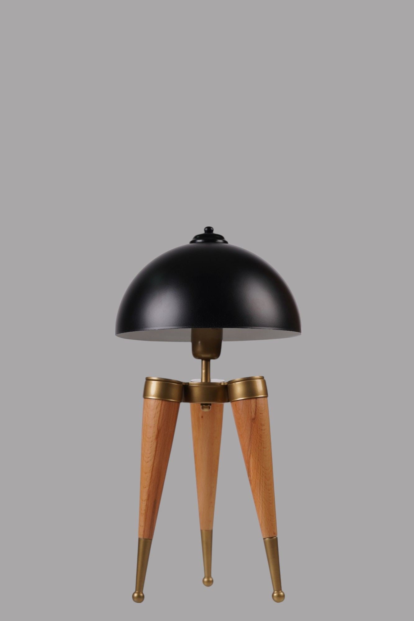 Stolna lampa 996, crna, hrast