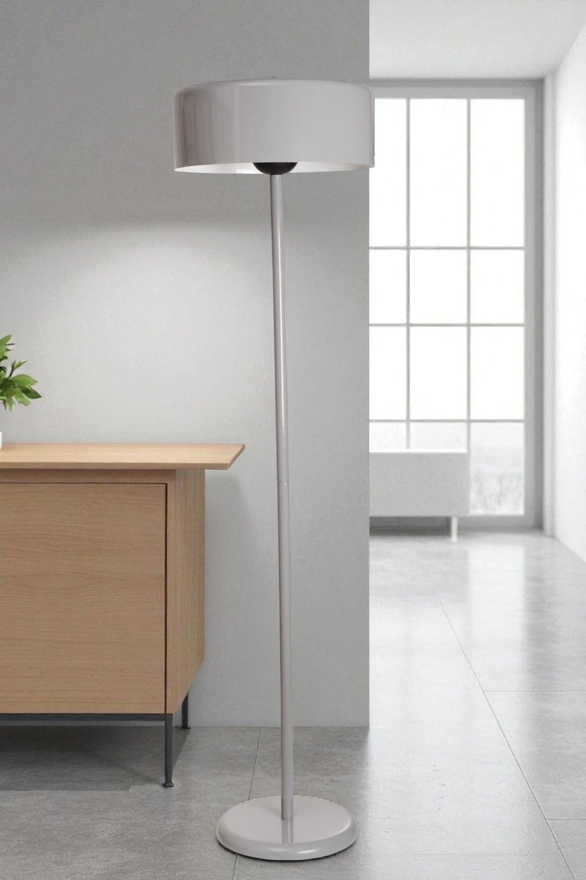 Podna lampa 732, siva